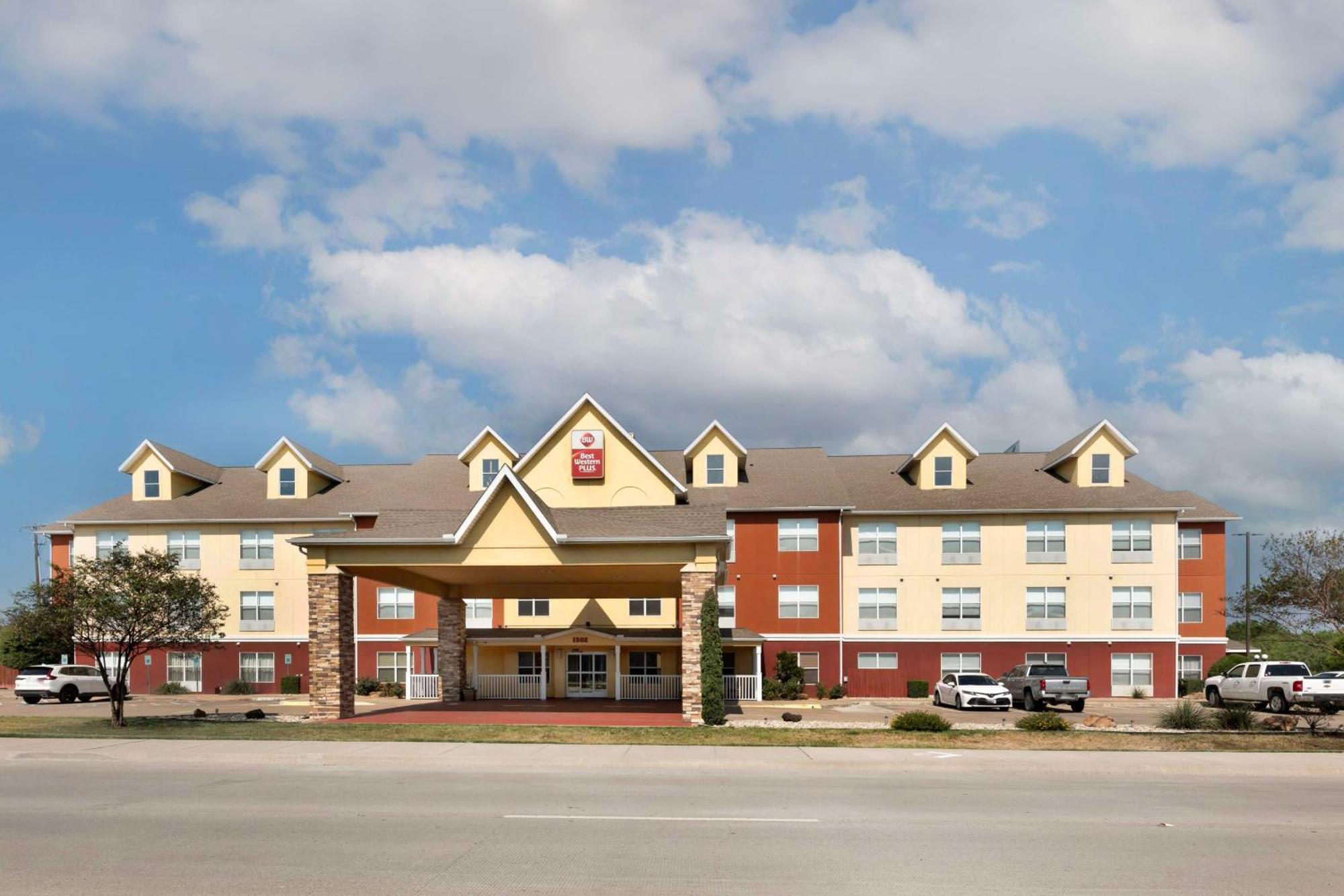 Best Western Plus Waco North Extérieur photo